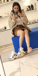 Sargun Mehta feet photo thumbnail