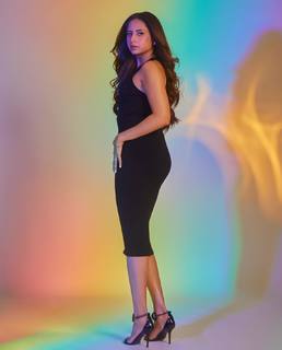 Sargun Mehta feet photo thumbnail