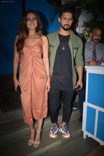 Sargun Mehta feet photo thumbnail