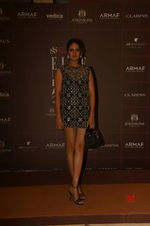 Sargun Mehta feet photo thumbnail