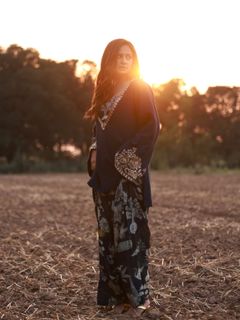 Sargun Mehta feet photo thumbnail