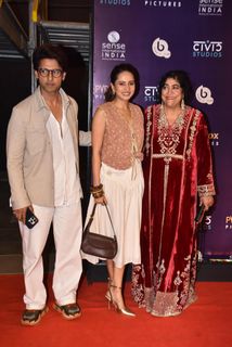 Sargun Mehta feet photo 13