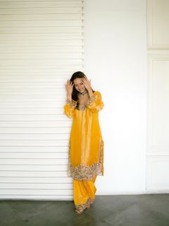 Sargun Mehta feet photo 17