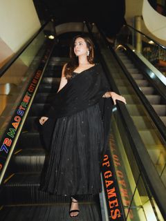 Sargun Mehta feet photo 6