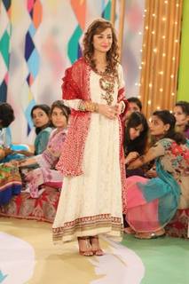 Sarwat Gilani feet photo 7