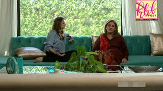 Sarwat Gilani feet photo 3