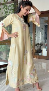 Sarwat Gilani feet photo 18