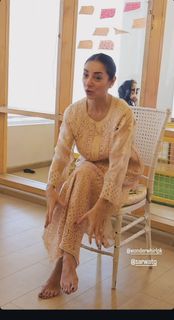Sarwat Gilani feet photo 4
