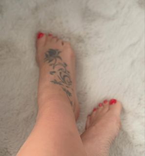 Sasa Basta feet photo 4