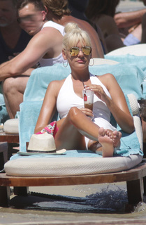 Sasa Stamati feet photo 12