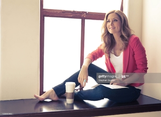 Sasha Alexander feet photo thumbnail