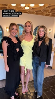 Sasha Alexander feet photo thumbnail
