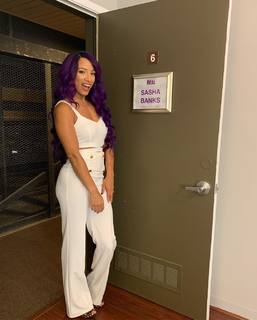 Sasha Banks feet photo thumbnail