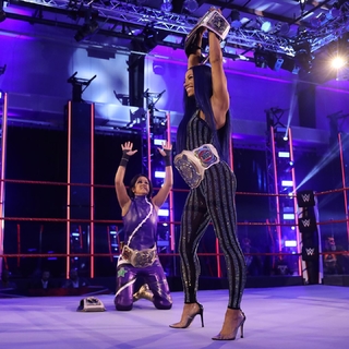 Sasha Banks feet photo thumbnail
