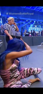 Sasha Banks feet photo thumbnail