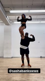 Sasha Banks feet photo thumbnail