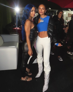 Sasha Banks feet photo thumbnail