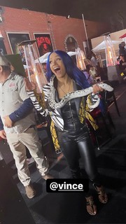 Sasha Banks feet photo thumbnail