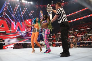Sasha Banks feet photo thumbnail