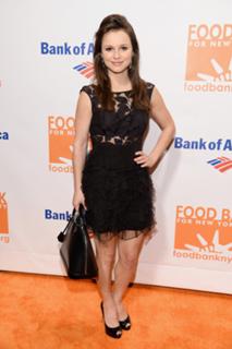 Sasha Cohen feet photo 15