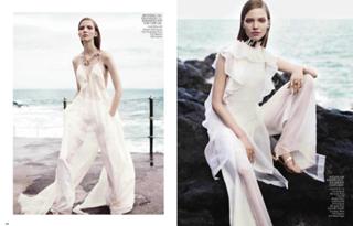 Sasha Luss feet photo thumbnail