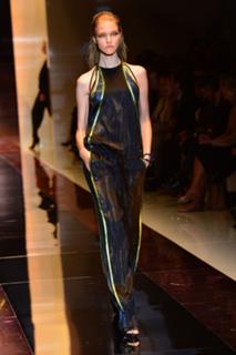 Sasha Luss feet photo thumbnail