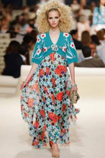 Sasha Luss feet photo thumbnail