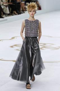 Sasha Luss feet photo thumbnail