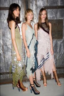 Sasha Luss feet photo thumbnail