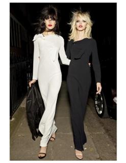 Sasha Luss feet photo thumbnail