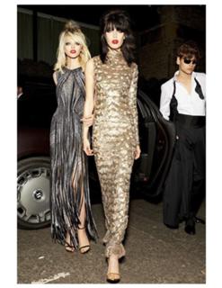 Sasha Luss feet photo thumbnail