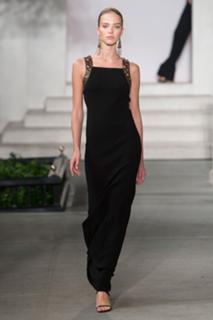 Sasha Luss feet photo thumbnail