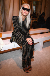 Sasha Luss feet photo thumbnail