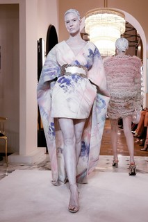 Sasha Luss feet photo thumbnail