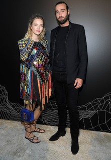 Sasha Luss feet photo thumbnail