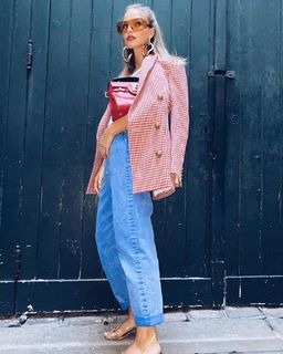 Sasha Luss feet photo thumbnail