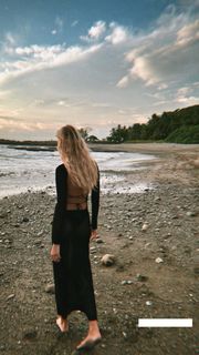 Sasha Luss feet photo thumbnail