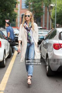 Sasha Luss feet photo 11