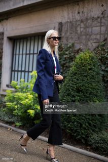 Sasha Luss feet photo 7