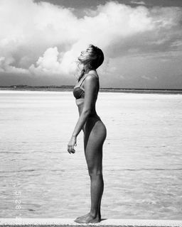 Sasha Meneghel feet photo 3