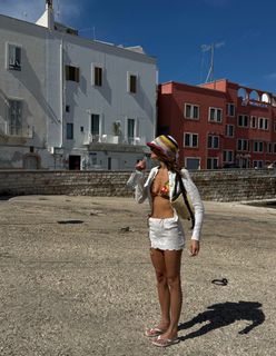 Sasha Meneghel feet photo 5