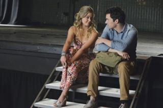 Sasha Pieterse feet photo thumbnail