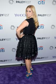 Sasha Pieterse feet photo thumbnail