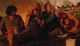 Sasha Pieterse feet photo thumbnail