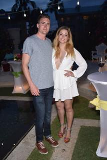 Sasha Pieterse feet photo thumbnail