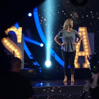 Sasha Pieterse feet photo thumbnail