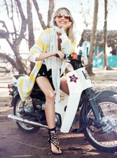Sasha Pivovarova feet photo 6