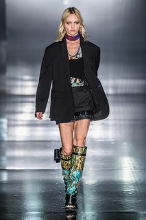 Sasha Pivovarova feet photo 7