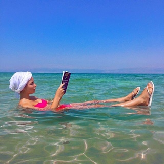 Sasha Spielberg feet photo 2