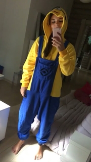 Sasha Spielberg feet photo 4